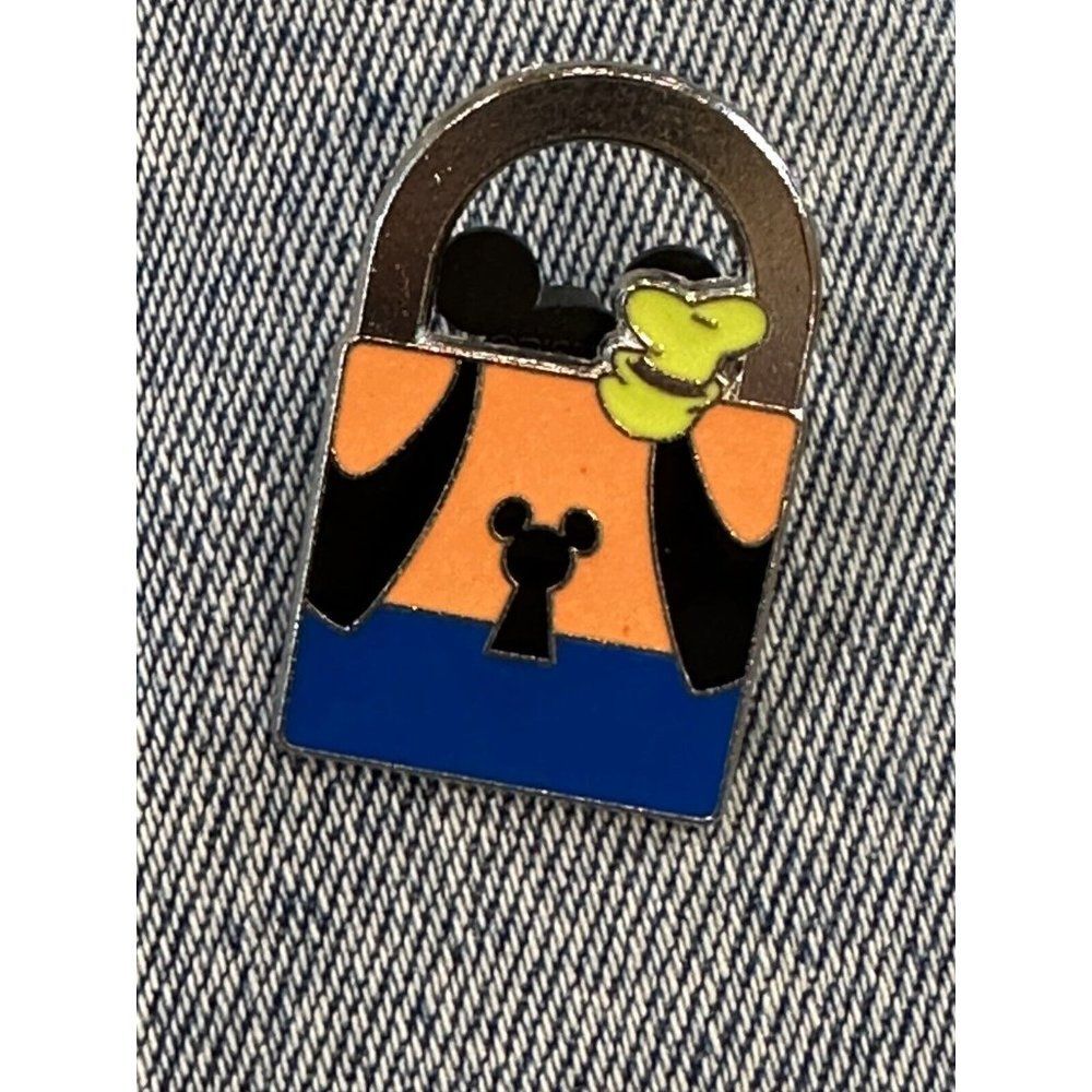 Walt DISNEY Trading PIN GOOFY  Lock Collection Limited Edition